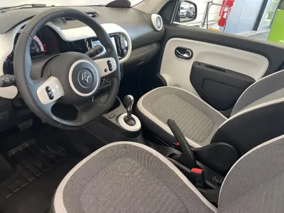 RENAULT TWINGO ELECTRIQUE III - voiture d'occasion - Photo 17
