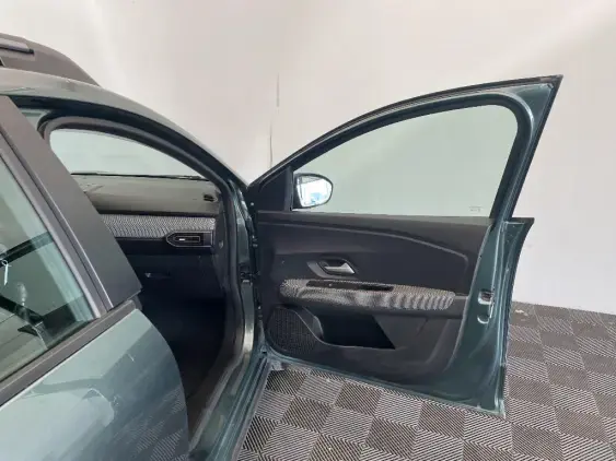 DACIA SANDERO III - voiture d'occasion - Photo 20