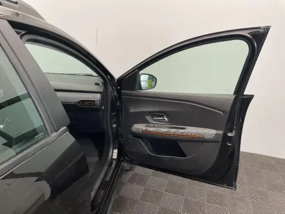 DACIA SANDERO III - voiture d'occasion - Photo 20