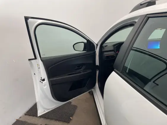 DACIA SANDERO III - voiture d'occasion - Photo 18
