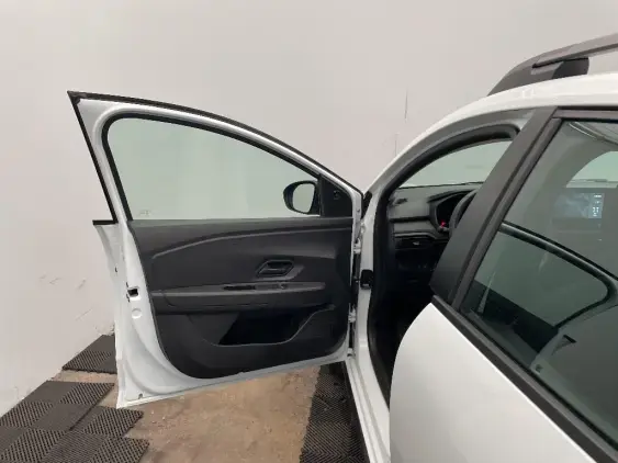 DACIA SANDERO III - voiture d'occasion - Photo 19