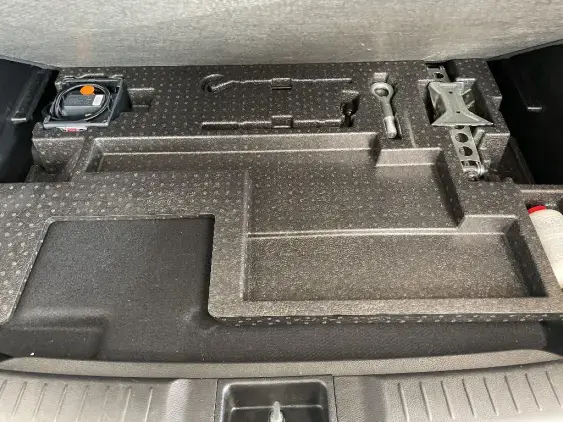 SUZUKI VITARA IV - voiture d'occasion - Photo 17