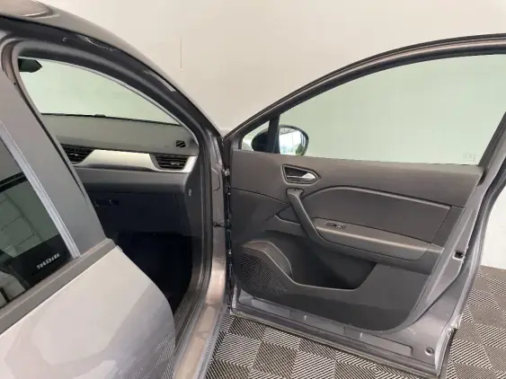 RENAULT CAPTUR II - voiture d'occasion - Photo 20