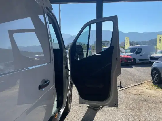 RENAULT MASTER III - voiture d'occasion - Photo 18