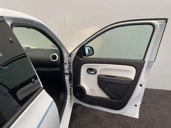 RENAULT TWINGO ELECTRIQUE III - voiture d'occasion - Photo 19