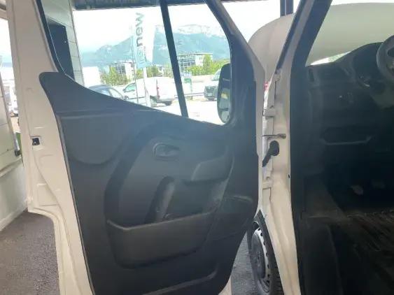 RENAULT MASTER III - voiture d'occasion - Photo 16