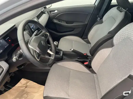 RENAULT CLIO V - voiture d'occasion - Photo 18