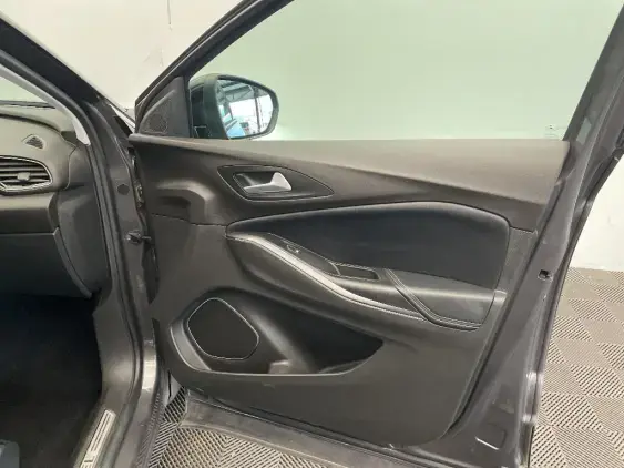 OPEL GRANDLAND X - voiture d'occasion - Photo 20