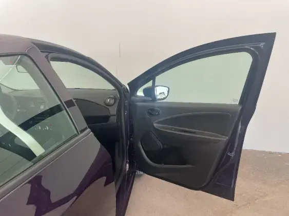RENAULT ZOE - voiture d'occasion - Photo 17