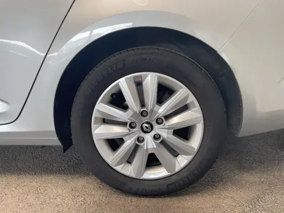 RENAULT MEGANE ESTATE IV - voiture d'occasion - Photo 23
