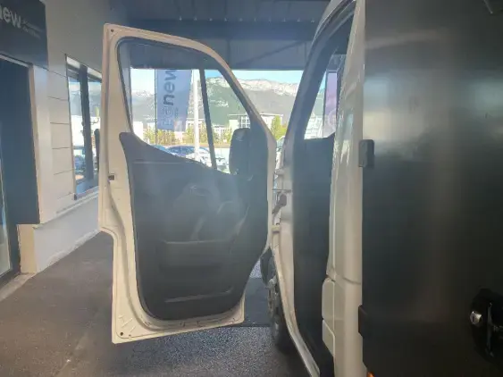 RENAULT MASTER III - voiture d'occasion - Photo 17