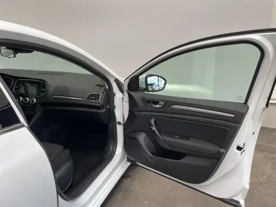 RENAULT MEGANE IV - voiture d'occasion - Photo 20