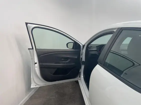 DACIA SANDERO III - voiture d'occasion - Photo 18