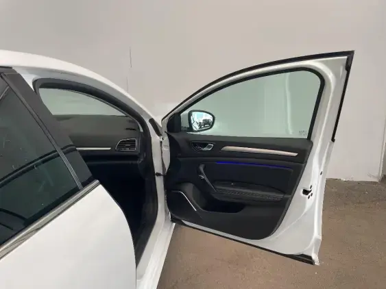 RENAULT MEGANE IV - voiture d'occasion - Photo 19