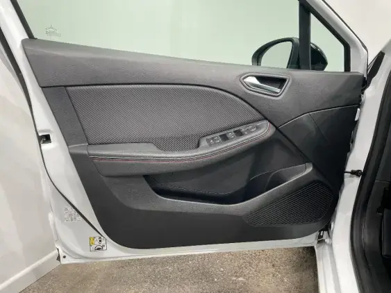 RENAULT CLIO V - voiture d'occasion - Photo 19