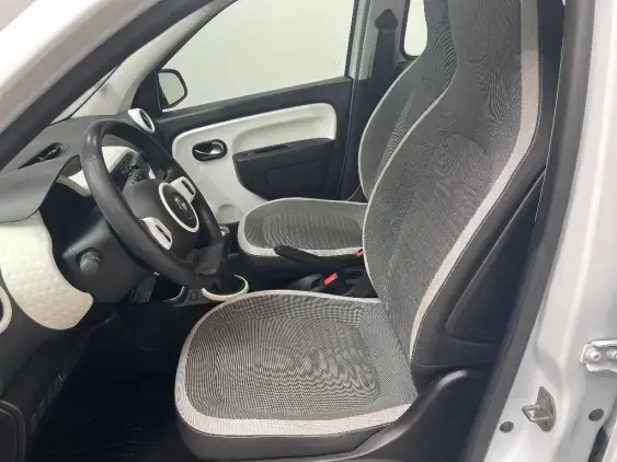 RENAULT TWINGO III - voiture d'occasion - Photo 16