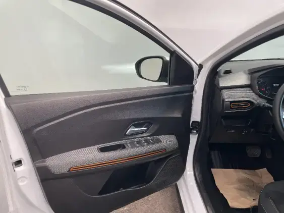 DACIA SANDERO III - voiture d'occasion - Photo 19