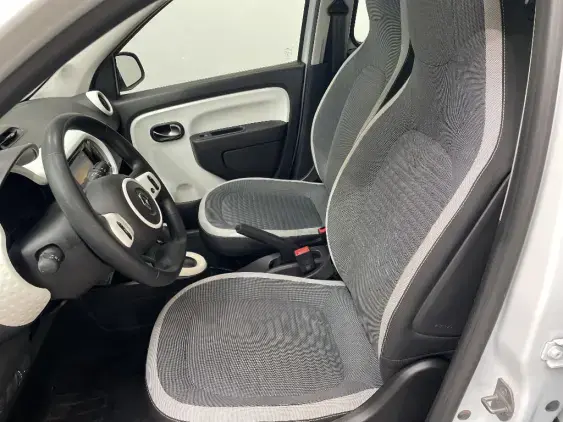 RENAULT TWINGO ELECTRIQUE III - voiture d'occasion - Photo 16