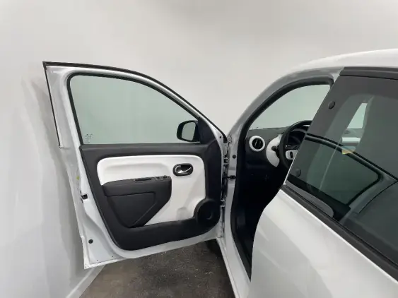 RENAULT TWINGO ELECTRIQUE III - voiture d'occasion - Photo 17