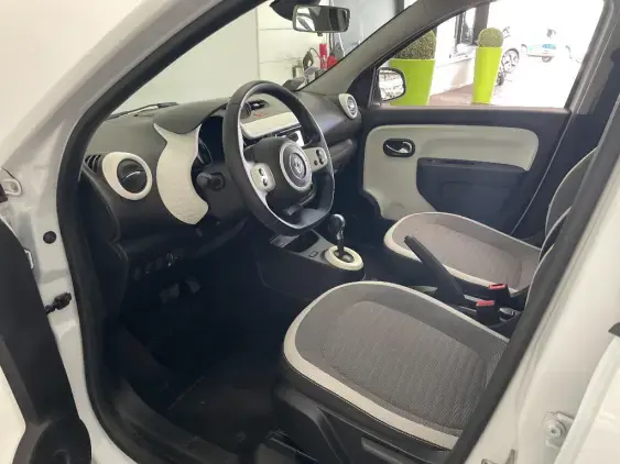 RENAULT TWINGO ELECTRIQUE III - voiture d'occasion - Photo 17