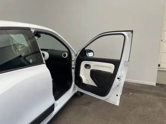 RENAULT TWINGO ELECTRIQUE III - voiture d'occasion - Photo 18