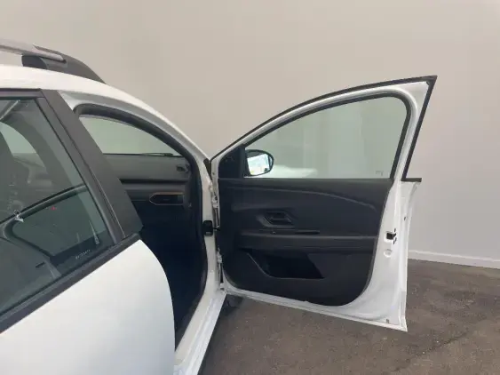 DACIA SANDERO III - voiture d'occasion - Photo 19