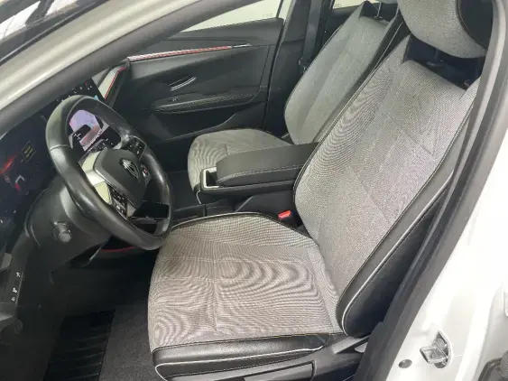 RENAULT MEGANE V - voiture d'occasion - Photo 17