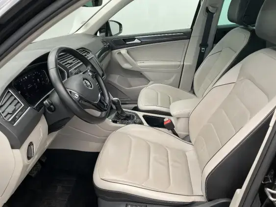 VOLKSWAGEN TIGUAN II - voiture d'occasion - Photo 17