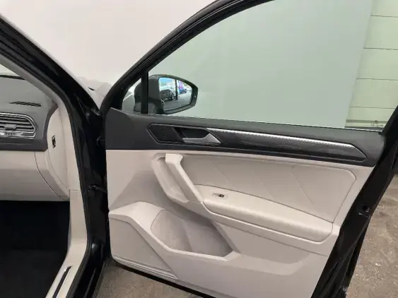 VOLKSWAGEN TIGUAN II - voiture d'occasion - Photo 19