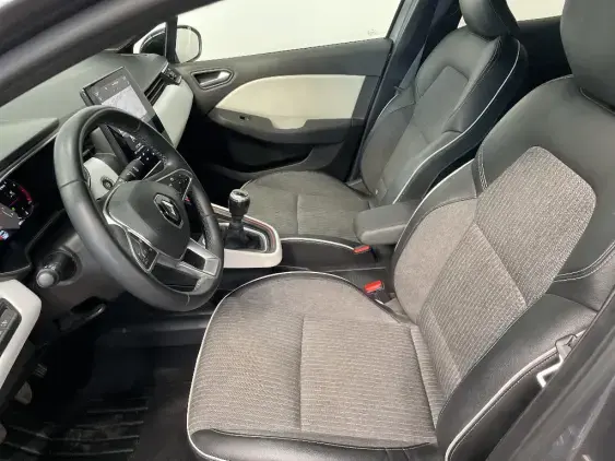 RENAULT CLIO V - voiture d'occasion - Photo 18
