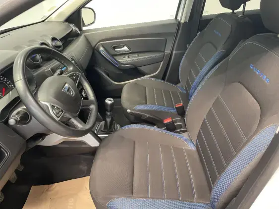 DACIA DUSTER II - voiture d'occasion - Photo 18