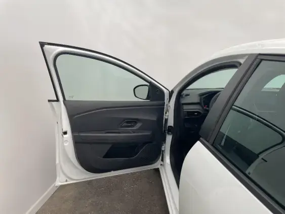 DACIA SANDERO III - voiture d'occasion - Photo 18