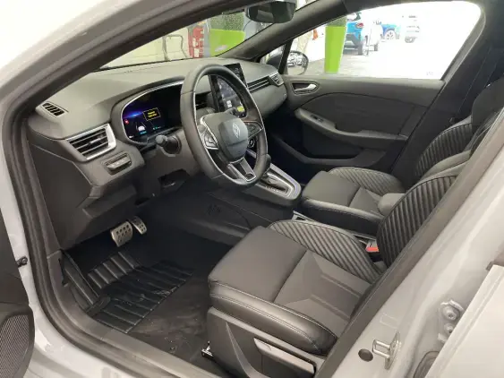 RENAULT CLIO V - voiture d'occasion - Photo 18