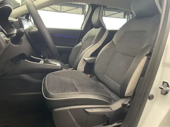 RENAULT CAPTUR II - voiture d'occasion - Photo 17