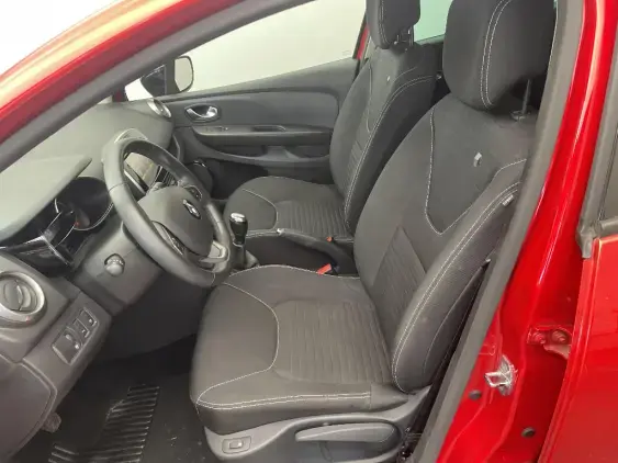 RENAULT CLIO IV - voiture d'occasion - Photo 17