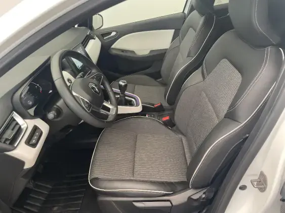 RENAULT CLIO V - voiture d'occasion - Photo 18
