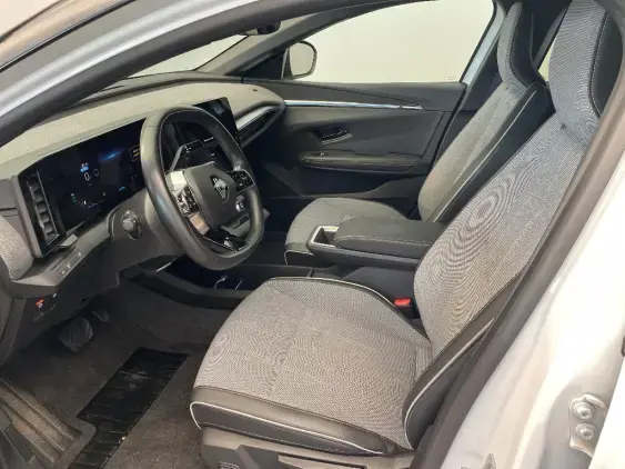 RENAULT MEGANE V - voiture d'occasion - Photo 18
