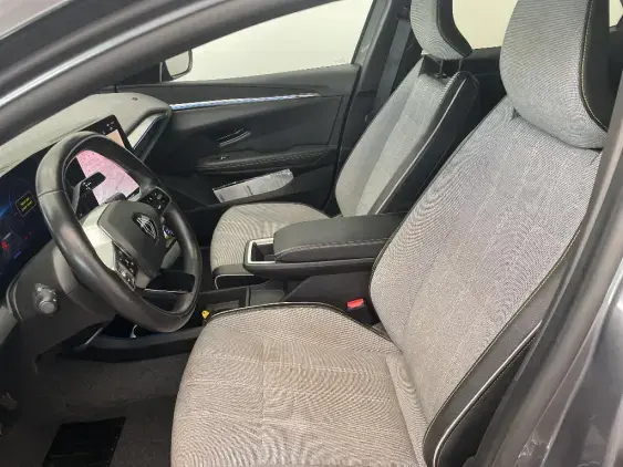 RENAULT MEGANE V - voiture d'occasion - Photo 17