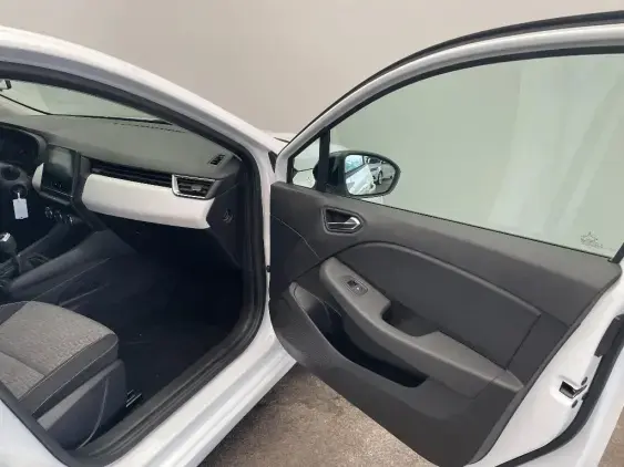 RENAULT CLIO V - voiture d'occasion - Photo 19