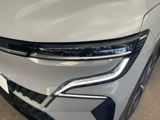 RENAULT MEGANE V - voiture d'occasion - Photo 22