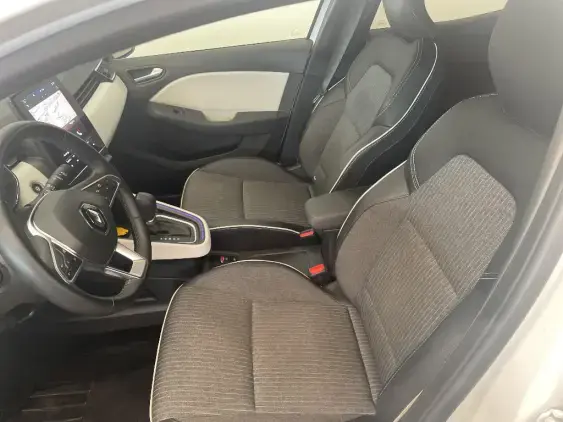 RENAULT CLIO V - voiture d'occasion - Photo 18
