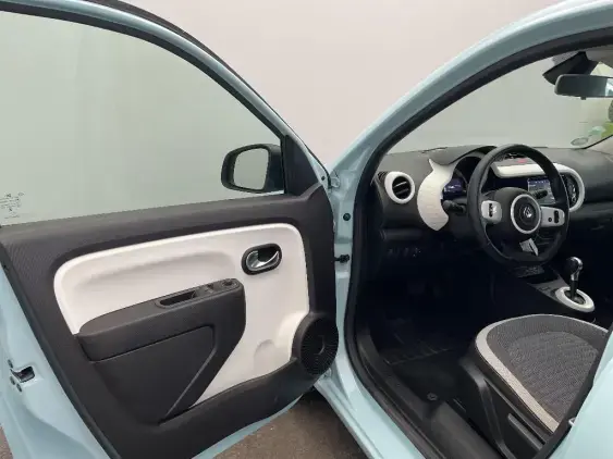 RENAULT TWINGO ELECTRIQUE III - voiture d'occasion - Photo 17