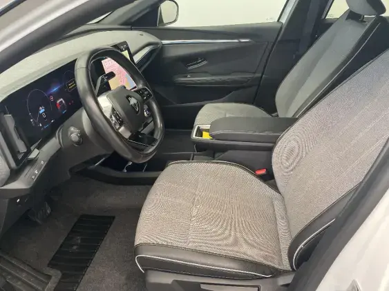 RENAULT MEGANE V - voiture d'occasion - Photo 17