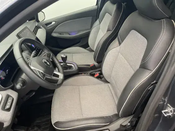 RENAULT CLIO V - voiture d'occasion - Photo 18