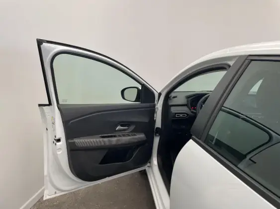 DACIA SANDERO III - voiture d'occasion - Photo 19