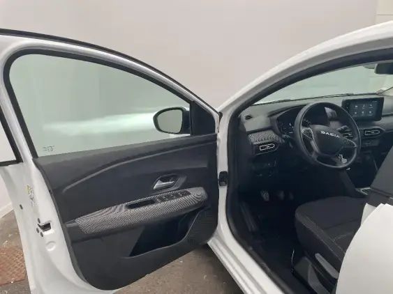 DACIA SANDERO III - voiture d'occasion - Photo 18