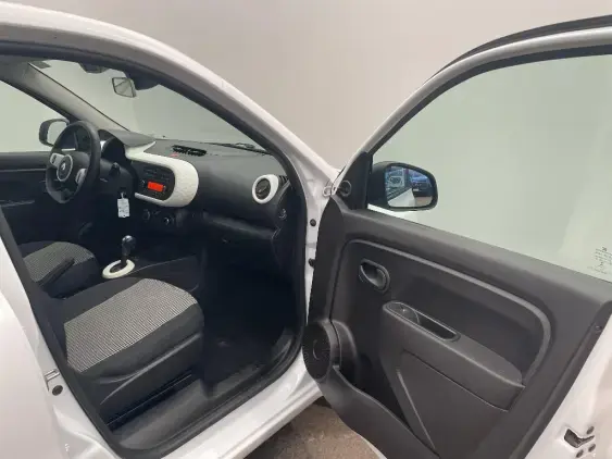 RENAULT TWINGO ELECTRIQUE III - voiture d'occasion - Photo 18