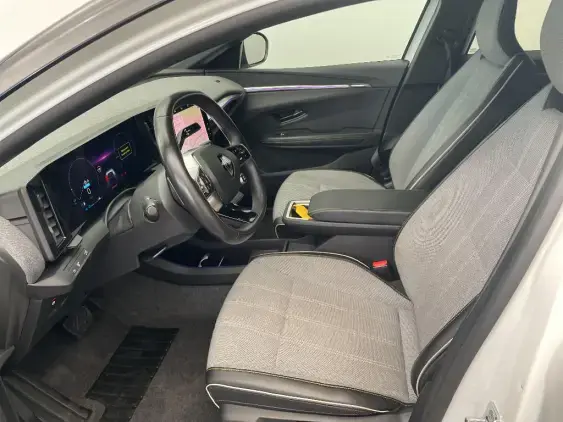 RENAULT MEGANE V - voiture d'occasion - Photo 17