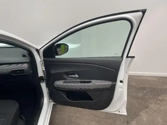 DACIA SANDERO III - voiture d'occasion - Photo 19