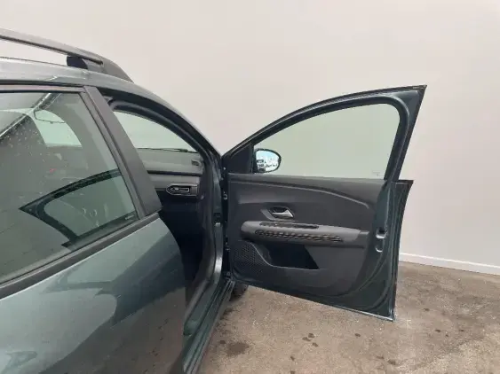 DACIA SANDERO III - voiture d'occasion - Photo 20